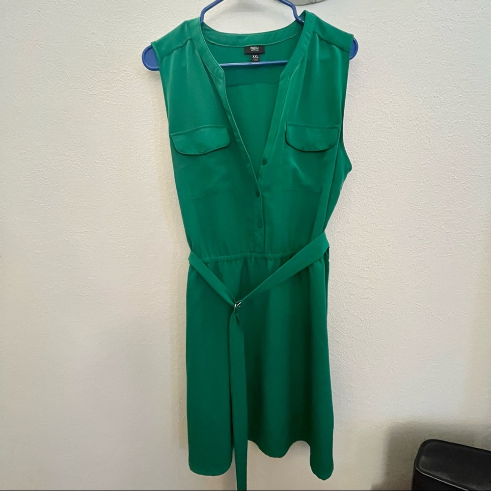 Sleeveless Green Dress